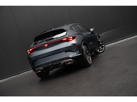 CUPRA Formentor 1.5 TSI e-Hybrid 272pk VZ Performance | Trekhaak | Sennheiser | Leder | Panoramadak | Stoelen Ele... ActivLease financial lease