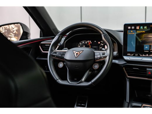 CUPRA Leon Sportstourer 1.5 TSI 272PK PHEV e-Hybrid VZ Performance | Achteruitrijcamera | Apple Carplay/Android Auto|tele... ActivLease financial lease