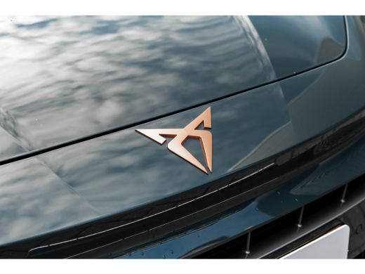 CUPRA Leon Sportstourer 1.5 TSI 272PK PHEV e-Hybrid VZ Performance | Achteruitrijcamera | Apple Carplay/Android Auto|tele... ActivLease financial lease