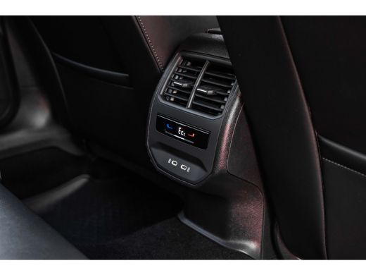 CUPRA Leon Sportstourer 1.5 TSI 272PK PHEV e-Hybrid VZ Performance | Achteruitrijcamera | Apple Carplay/Android Auto|tele... ActivLease financial lease