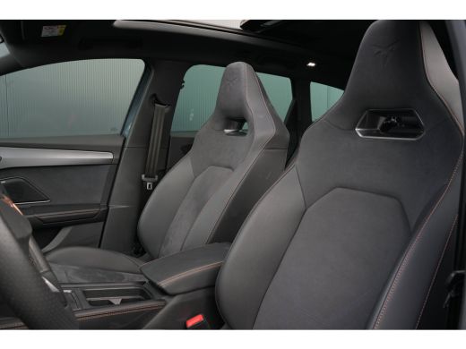 CUPRA Leon Sportstourer 1.5 TSI e-Hybrid 204pk Business | Panoramadak | Stuur & Stoelverwarming | Sennheiser | Achteruitr... ActivLease financial lease