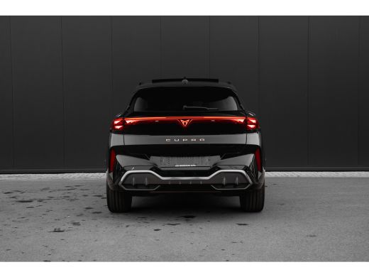 CUPRA Terramar 1.5 TSI e-Hybrid 272 PK VZ Performance | Panoramadak | Trekhaak | 360 Camera | Sennheiser | Alcan... ActivLease financial lease