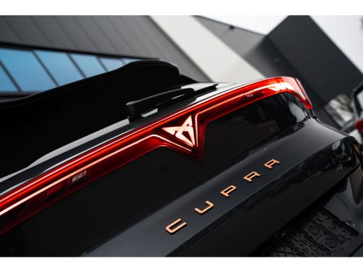 CUPRA Terramar 1.5 TSI e-Hybrid 272pk VZ Performance Garantie t/m 2030 | Sennheiser | Panoramadak | 360 Camera |... ActivLease financial lease