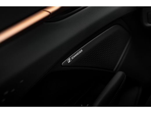 CUPRA Terramar 1.5 TSI e-Hybrid 272pk VZ Performance Garantie t/m 2030 | Sennheiser | Panoramadak | 360 Camera |... ActivLease financial lease