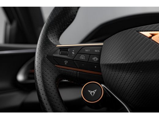 CUPRA Terramar 1.5 TSI e-Hybrid 272pk VZ Performance Garantie t/m 2030 | Sennheiser | Panoramadak | 360 Camera |... ActivLease financial lease