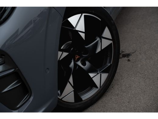 CUPRA Terramar 1.5 TSI e-Hybrid 272pk VZ Performance Garantie t/m 2030 | Trekhaak | Panoramadak | Sennheiser | S... ActivLease financial lease