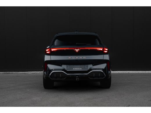 CUPRA Terramar 1.5 TSI e-Hybrid 272pk VZ Performance | Panoramadak | Trekhaak | 360 Camera | Stoelen Elektrisch ... ActivLease financial lease