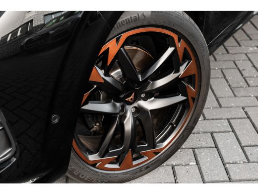 CUPRA Terramar 1.5 TSI e-Hybrid 272pk VZ Performance | Sennheiser sound System | Alcantara bekleding | Head-up d... ActivLease financial lease