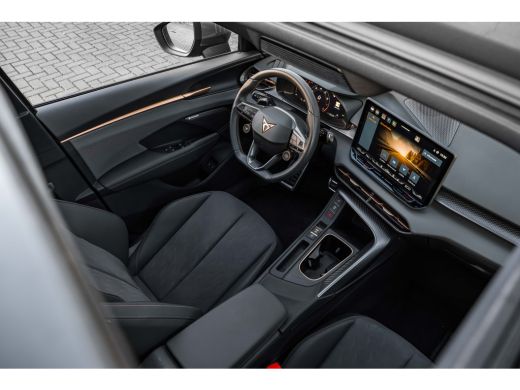 CUPRA Terramar 1.5 TSI e-Hybrid 272pk VZ Performance | Sennheiser sound System | Alcantara bekleding | Head-up d... ActivLease financial lease