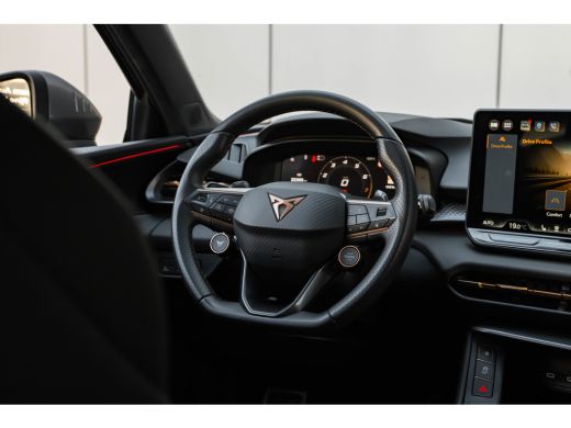 CUPRA Terramar 1.5 TSI e-Hybrid 272pk VZ Performance | Sennheiser sound sytem | Alcantara bekleding | Head-up di... ActivLease financial lease