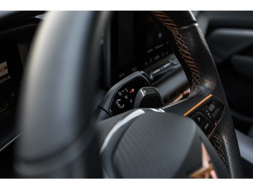 CUPRA Terramar 1.5 TSI e-Hybrid 272pk VZ Performance | Sennheiser sound sytem | Alcantara bekleding | Head-up di... ActivLease financial lease