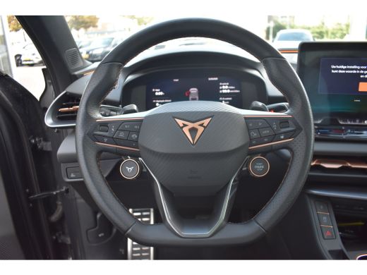 CUPRA Terramar 1.5 TSI e-Hybrid 272PK VZ Performance | TREKHAAK | PANORAMADAK | VERLENGDE FABR. GARANTIE | 360 C... ActivLease financial lease