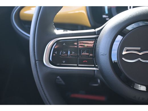 Fiat 500 1.0 Hybrid Torino Launch Edition 8 Jaar Garantie! | Navigatie | Dodehoek-Detectie | Full-LED | Pa... ActivLease financial lease