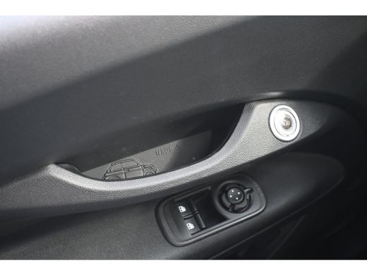 Fiat 500 1.0 Hybrid Torino Launch Edition 8 Jaar Garantie! | Navigatie | Dodehoek-Detectie | Full-LED | Pa... ActivLease financial lease