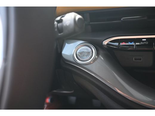 Fiat 500 1.0 Hybrid Torino Launch Edition 8 Jaar Garantie! | Navigatie | Dodehoek-Detectie | Full-LED | Pa... ActivLease financial lease