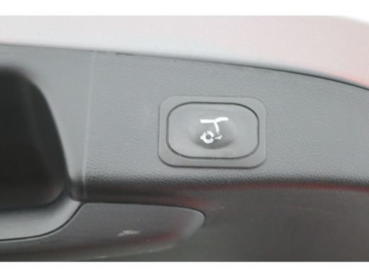 Ford Focus 1.0 EcoBoost Titanium X Automaat | Achteruitrijcamera | Airco (automatisch) | Apple Carplay/Andro... ActivLease financial lease