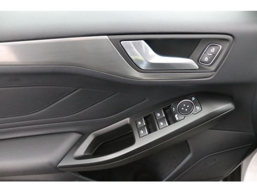 Ford Focus 1.0 EcoBoost Titanium X Automaat | Achteruitrijcamera | Airco (automatisch) | Apple Carplay/Andro... ActivLease financial lease