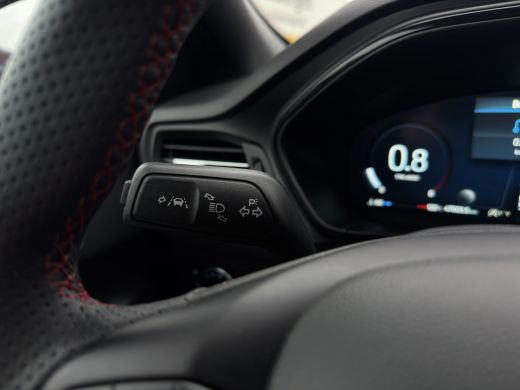 Ford Focus Wagon 1.0 Hybrid ST Line X | Pano | Winter Pack | Adap. Cruise | Navigatie | Carplay ActivLease financial lease