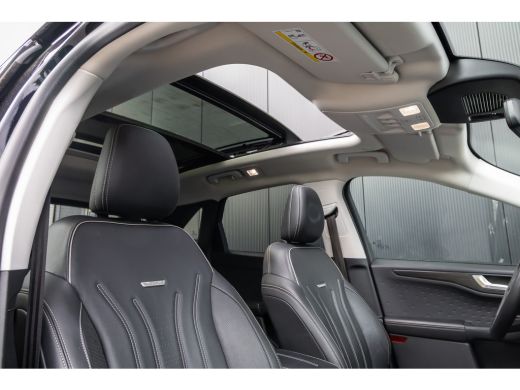 Ford Kuga 1.5 EcoBoost Vignale | Full options | Incl. Trekhaak | Panoramadak | 1800kg trekgewicht ActivLease financial lease