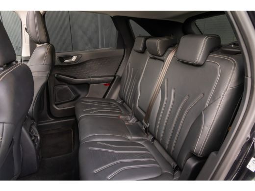 Ford Kuga 1.5 EcoBoost Vignale | Full options | Incl. Trekhaak | Panoramadak | 1800kg trekgewicht ActivLease financial lease