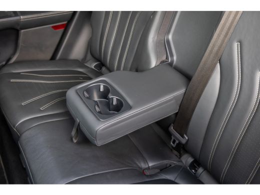 Ford Kuga 1.5 EcoBoost Vignale | Full options | Incl. Trekhaak | Panoramadak | 1800kg trekgewicht ActivLease financial lease