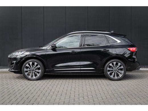 Ford Kuga 1.5 EcoBoost Vignale | Full options | Incl. Trekhaak | Panoramadak | 1800kg trekgewicht ActivLease financial lease