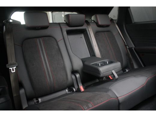Ford Kuga 2.5 PHEV ST-Line X | Black Pack! | Wegklap Trekhaak | Pano-dak | ALLE opties! ActivLease financial lease