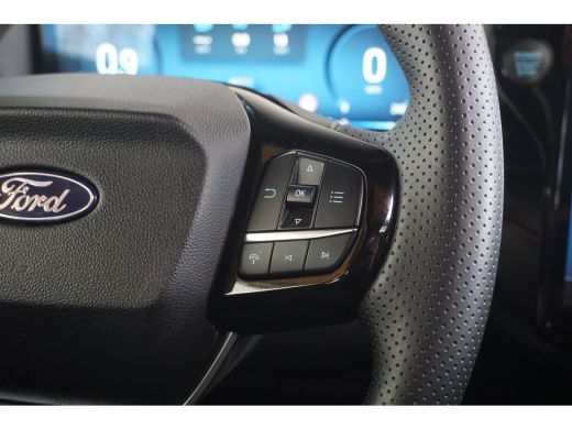 Ford Puma 1.0 EcoBoost Hybrid ST-Line X | Panoramadak | Driver Assistance Pack | Winter Pack | Matrix LED | ActivLease financial lease