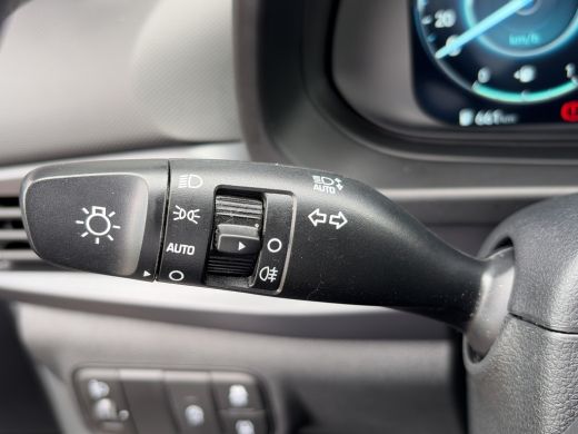 Hyundai i20 1.0 T-GDI 100pk Comfort | Airco | Camera | Carplay | Cruise control | Dodehoek detectie | Navigat... ActivLease financial lease