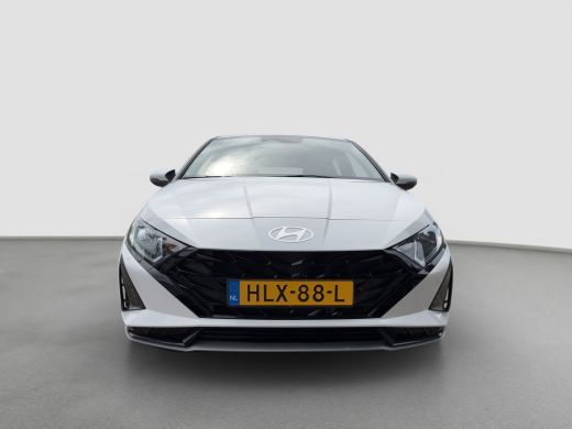 Hyundai i20 1.0 T-GDI 100pk Comfort | Airco | Camera | Carplay | Cruise control | Dodehoek detectie | Navigat... ActivLease financial lease