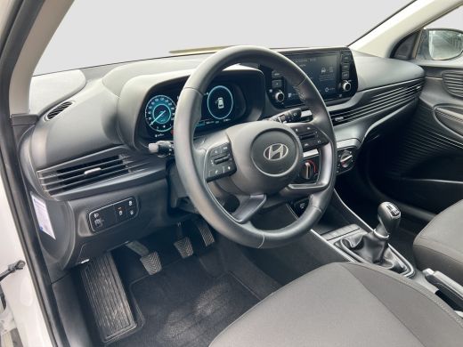 Hyundai i20 1.0 T-GDI 100pk Comfort | Airco | Camera | Carplay | Cruise control | Dodehoek detectie | Navigat... ActivLease financial lease