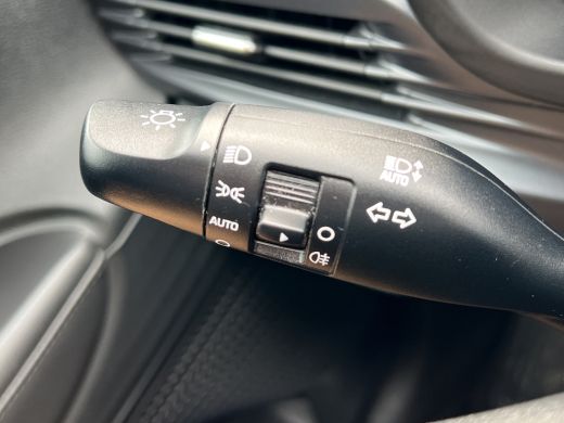 Hyundai i20 1.0 T-GDI 100pk Comfort | Airco | Camera | Carplay | Cruise control | Dodehoek detectie | Navigat... ActivLease financial lease