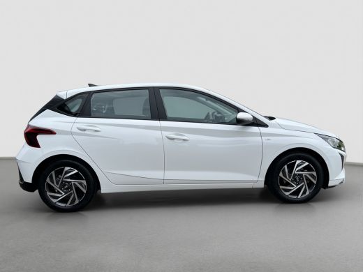 Hyundai i20 1.0 T-GDI 100pk Comfort | Airco | Camera | Carplay | Cruise control | Dodehoek detectie | Navigat... ActivLease financial lease