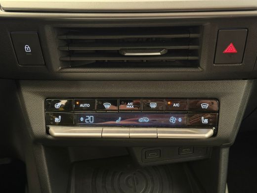 Opel Frontera Electric Edition 44 kWh Stuur & Stoelverwarming | Airco | Cruise | Digitaal Dashboard | 16" Licht... ActivLease financial lease