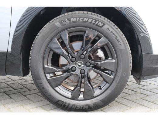 Opel Grandland 1.2 TURBO 130PK LEVEL 4 GS AUTOMAAT / NAVI / LEDER / CLIMA / LED / PDC / AGR / 18" LMV / CAMERA /... ActivLease financial lease