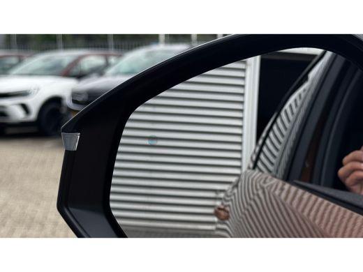 Opel Grandland Ultimate | 7,4 kW boordlader | Draadloze telefoonlader (Inductie) | Elektronische klimaatregeling... ActivLease financial lease