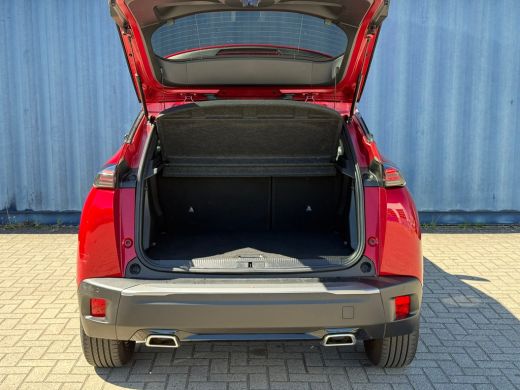 Peugeot 2008 1.2 Hybrid 145 Allure 360 camera | Keyless | Adaptive cruise control | Apple carplay & Android auto ActivLease financial lease