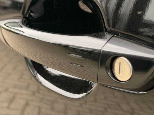 Peugeot 2008 GT 1.2 Hybrid VOORRAADACTIE | 8 JAAR FABRIEKSGARANTIE  | 17'' Lichtmetalen velgen KARAKOY | Clima... ActivLease financial lease