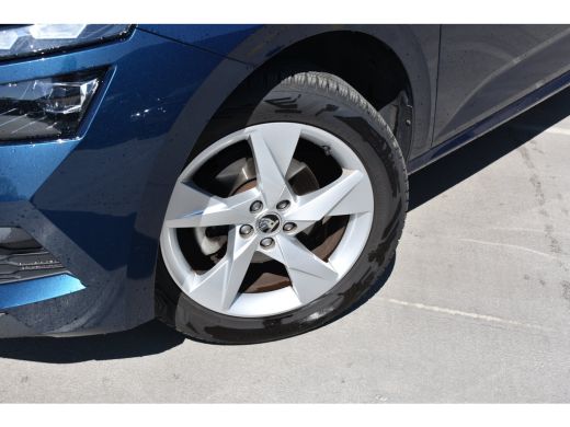 Skoda Kamiq 1.5 TSI 150PK DSG Business Edition | TREKHAAK | STOELVERW. | CAMERA | NAVIGATIE | APP. CONNECT | ... ActivLease financial lease