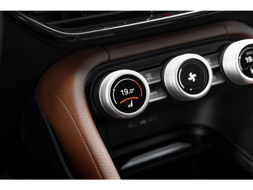 Skoda Kodiaq 1.5 TSI 204 PK PHEV Business Edition Achteruitrijcamera | Adaptive cruise control | Keyless entry... ActivLease financial lease