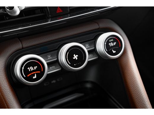 Skoda Kodiaq 1.5 TSI 204 PK PHEV Business Edition Achteruitrijcamera | Adaptive cruise control | Keyless entry... ActivLease financial lease
