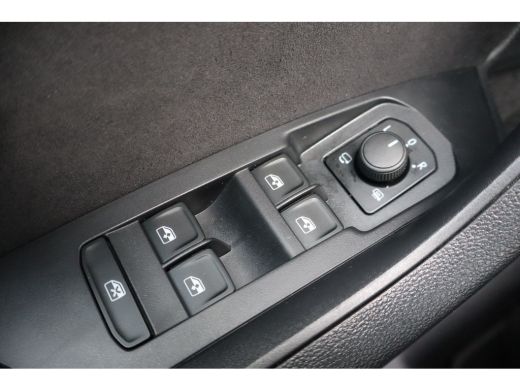 Skoda Kodiaq 1.5 TSI MHEV Sportline Business 150PK | Achteruitrijcamera | Dodehoek detectie | Keyless entry ActivLease financial lease
