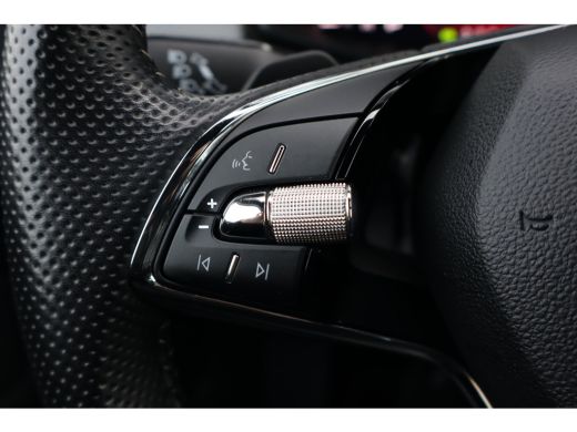 Skoda Kodiaq 1.5 TSI MHEV Sportline Business 150PK | Achteruitrijcamera | Dodehoek detectie | Keyless entry ActivLease financial lease