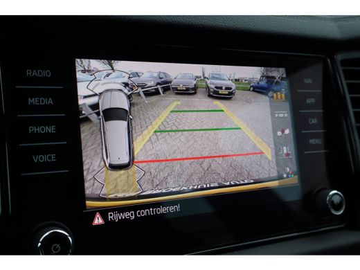 Skoda Kodiaq 1.5 TSI MHEV Sportline Business 150PK | Achteruitrijcamera | Dodehoek detectie | Keyless entry ActivLease financial lease