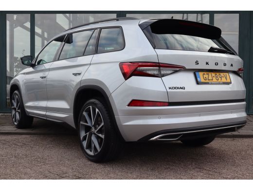 Skoda Kodiaq 1.5 TSI MHEV Sportline Business 150PK | Achteruitrijcamera | Dodehoek detectie | Keyless entry ActivLease financial lease