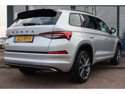 Skoda Kodiaq 1.5 TSI MHEV Sportline Business 150PK | Achteruitrijcamera | Dodehoek detectie | Keyless entry ActivLease financial lease