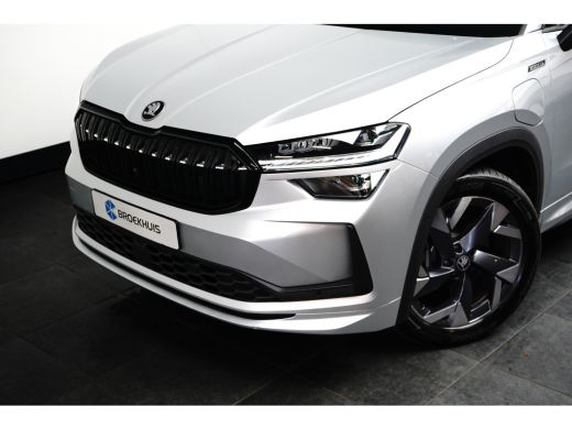 Skoda Kodiaq Skoda 1.5 TSI iV 204pk Sportline | Achteruitrijcamera | Dode-hoek detectie | Elektrische stoelen ... ActivLease financial lease