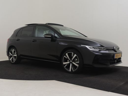 Volkswagen Golf 1.5 eHybrid Life Edition 204Pk DSG/AUTO | Glazen panorama-dak | Achteruitrijcamera | Cruise contr... ActivLease financial lease