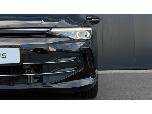 Volkswagen Golf 1.5 eHybrid Style Edition | Panoramadak | Camera | Elektrische stoel | Dodehoek Detectie | ActivLease financial lease