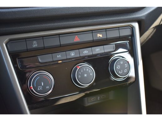 Volkswagen T-Roc 1.0 TSI 110PK Style | ADAPT. CRUISE | CLIMATE CONTROL | FULL LED | DAB+ ActivLease financial lease